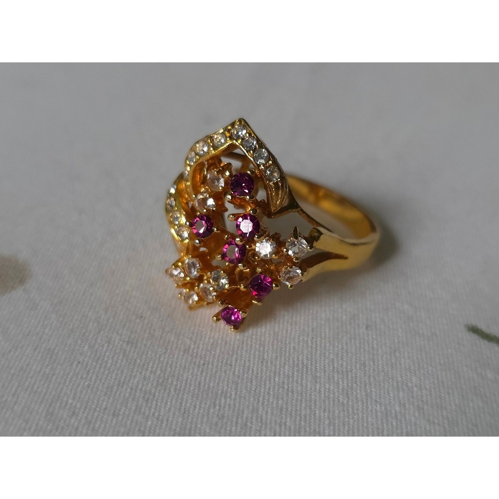 Vintage Gold Tone Ruby Red and Clear Crystal Cluster Cocktail Ring Size 8